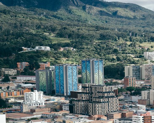 Commuting view in a Colombian city